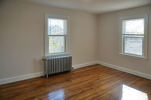 95 Adams St, South Side