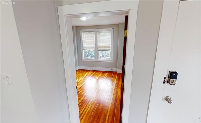 5 Elmer St, Riverside