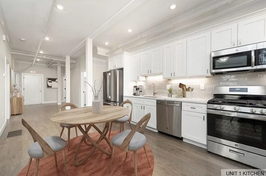 68 Day St, Jamaica Plain