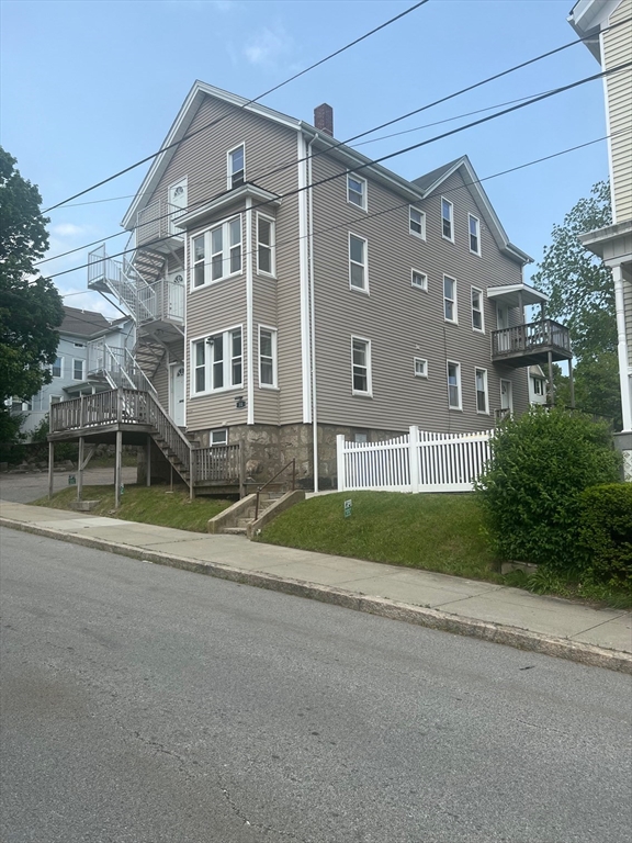 31 Hanover, Fall River