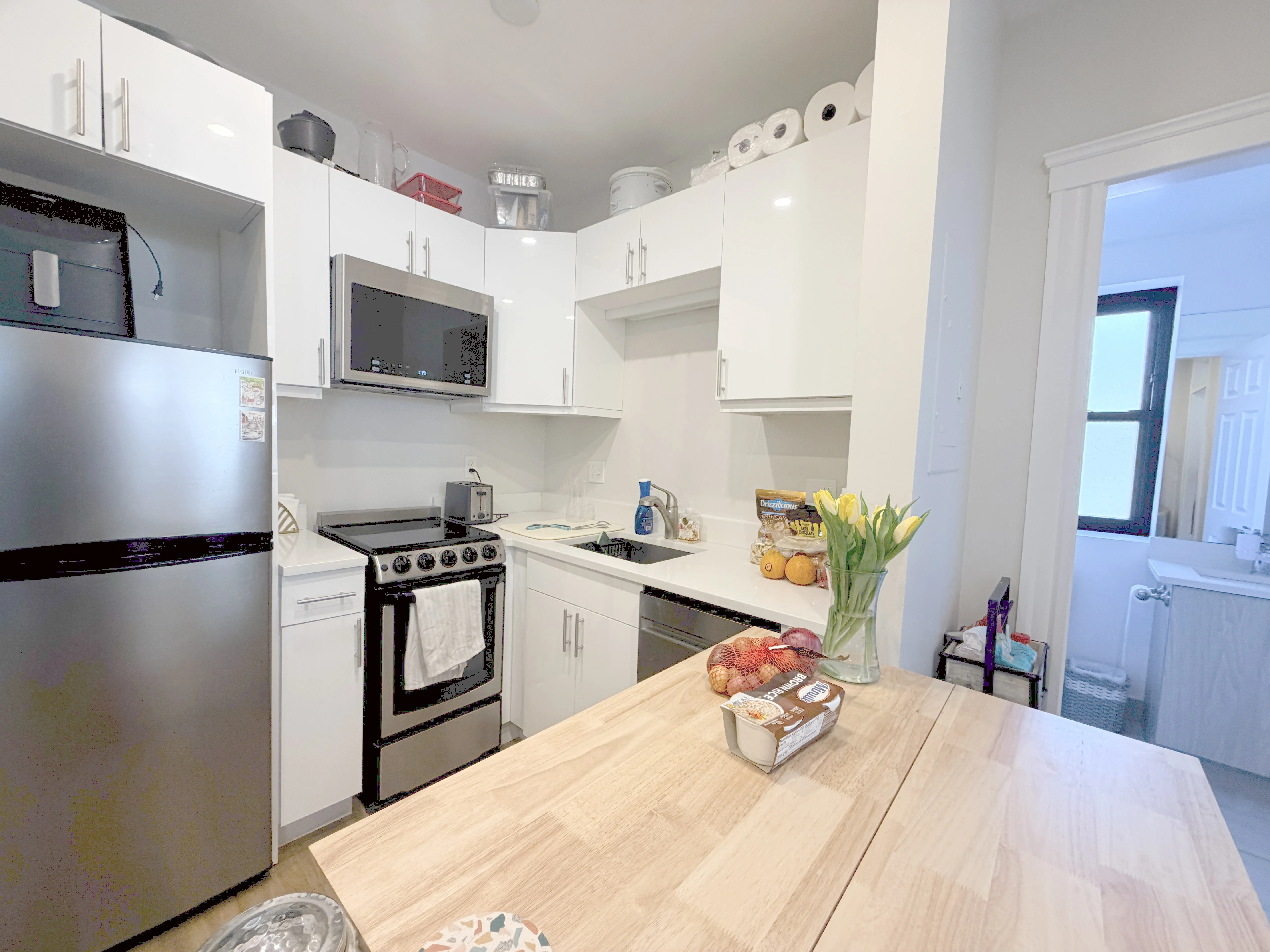 829 Beacon St, Fenway