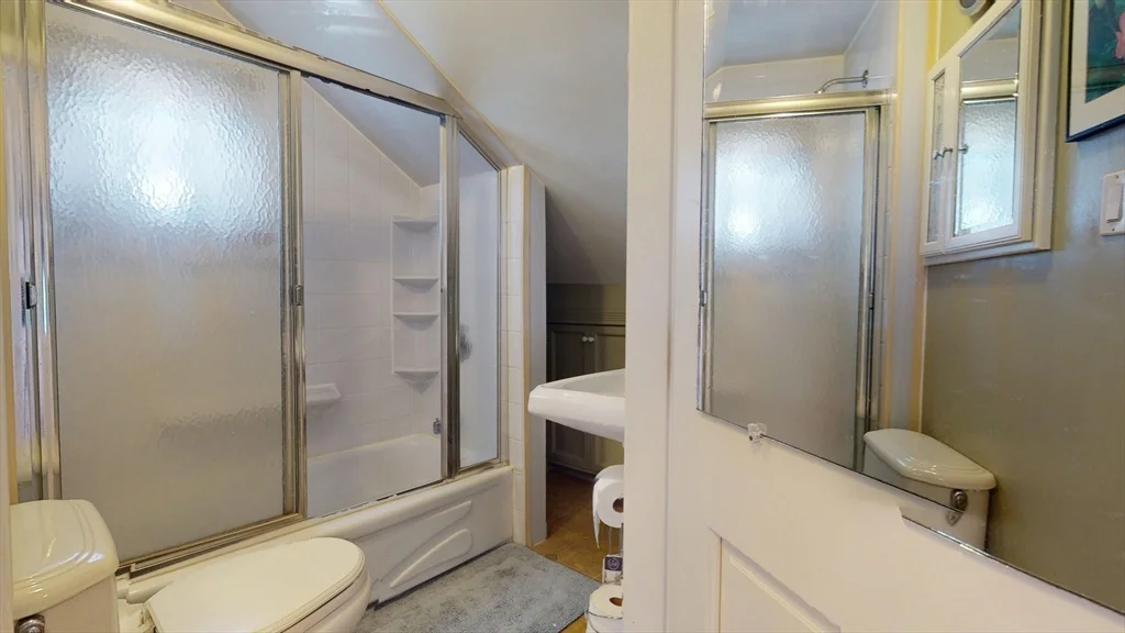 118 Colby Rd, Quincy