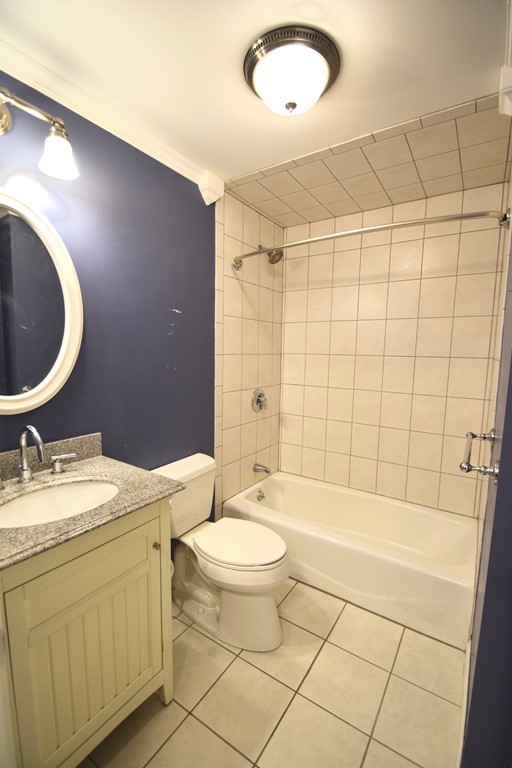 172 Cottage St, East Boston