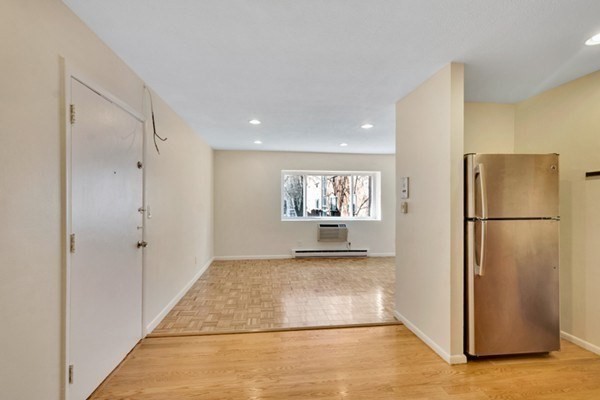 10 Scottfield Rd, Allston