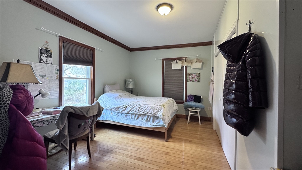 298 Langley Rd, Newton