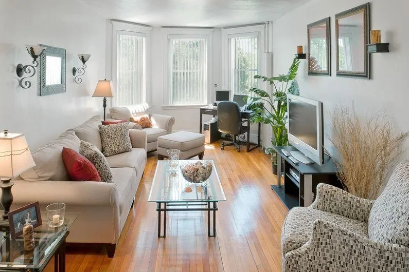 2 bed, 1 bath apartment for rent at 121 Park Dr Unit 20h, Fenway — photo 2 of 3
