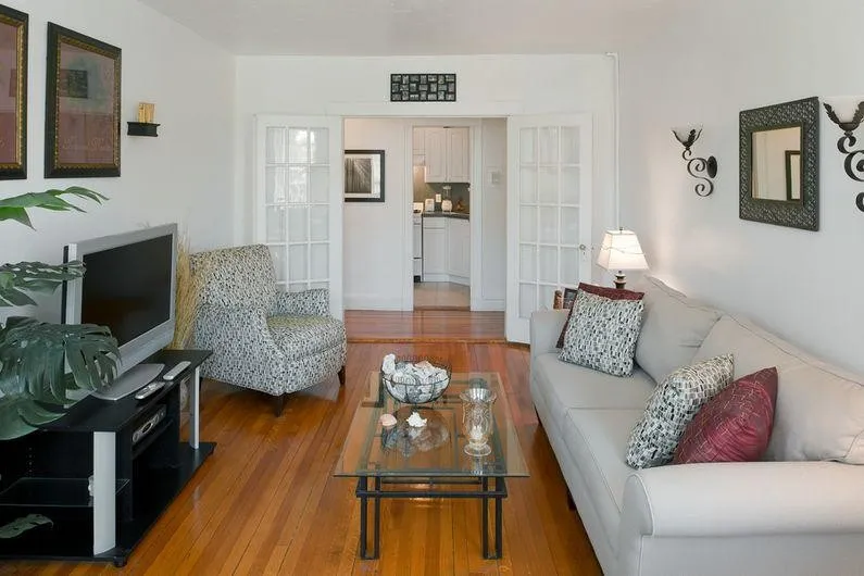 2 bed, 1 bath apartment for rent at 121 Park Dr Unit 20h, Fenway — photo 3 of 3