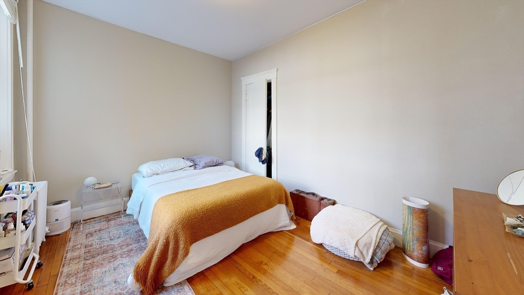 2035 Commonwealth Ave, Boston