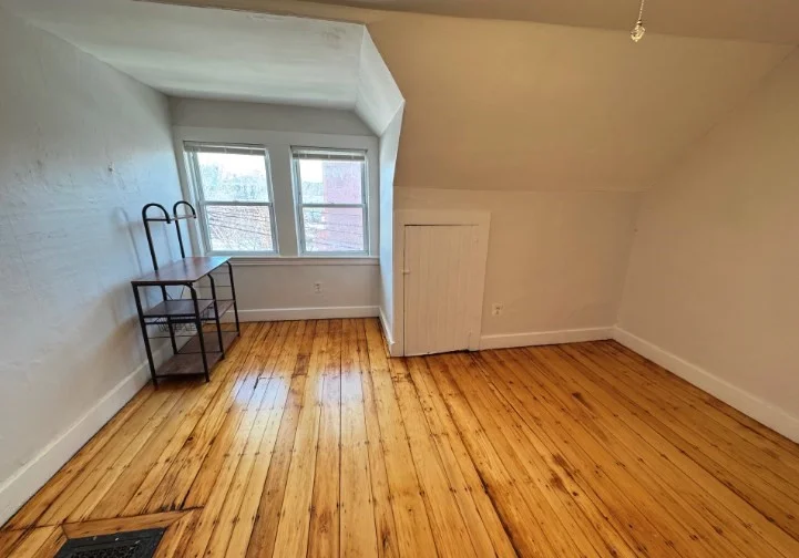 30 Academy Hill Rd, Brighton