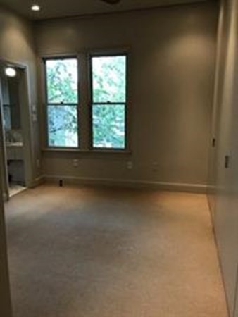 1619 Massachusetts Ave, Harvard Square