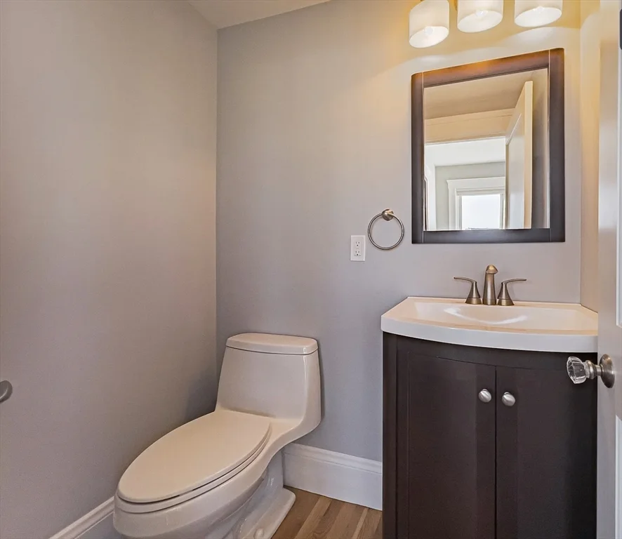 8 Putnam Rd, Assembly Square