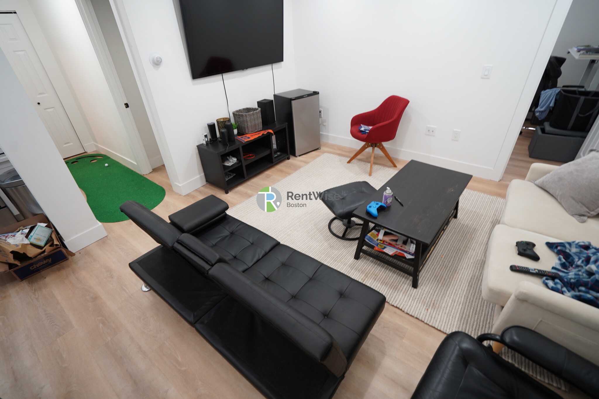 741 East 6th St, South Boston