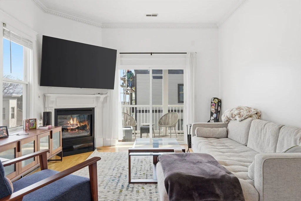 88 G St, South Boston