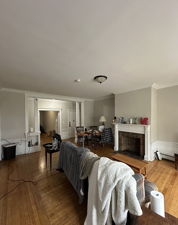 1653 Commonwealth Ave, Brighton