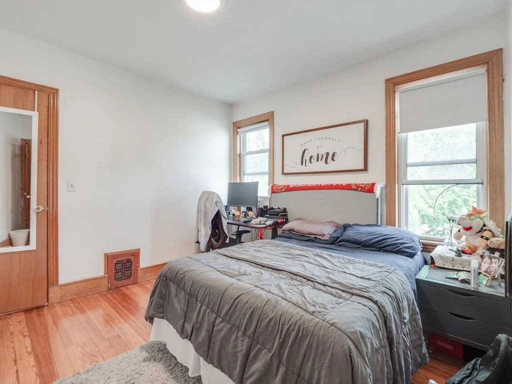 354 Beacon, Ward Two