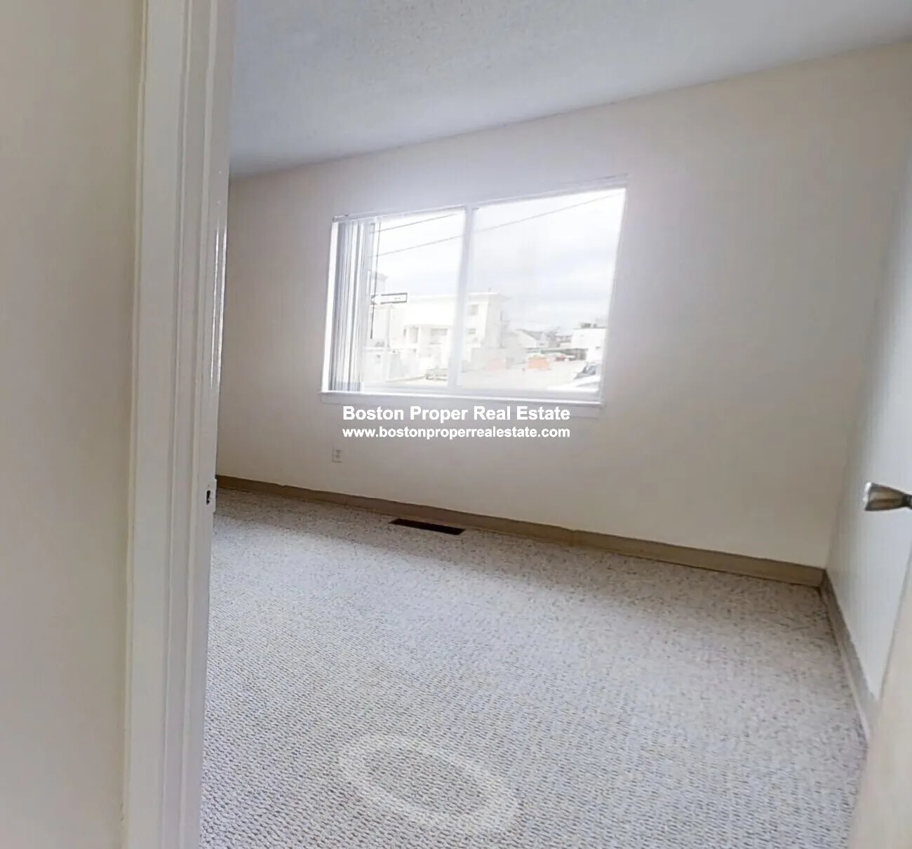 146 North Beacon St, Oak Square