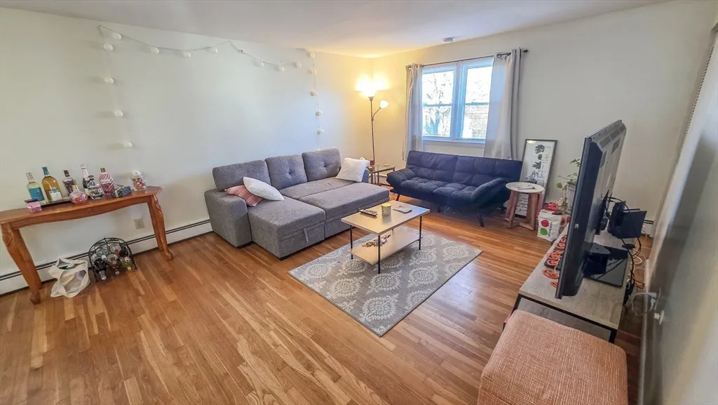 55 Wedgewood Rd, Tatnuck