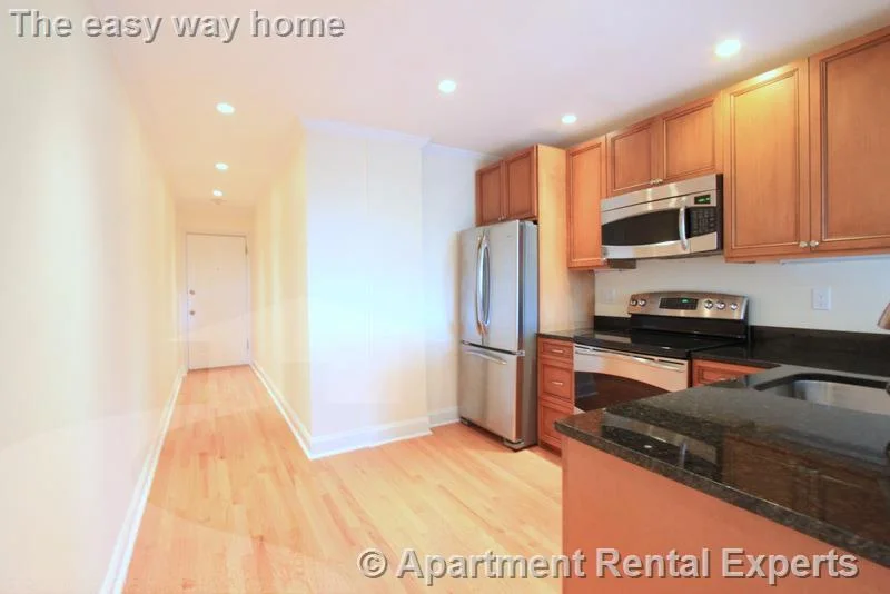 60 Brattle St, Harvard Square