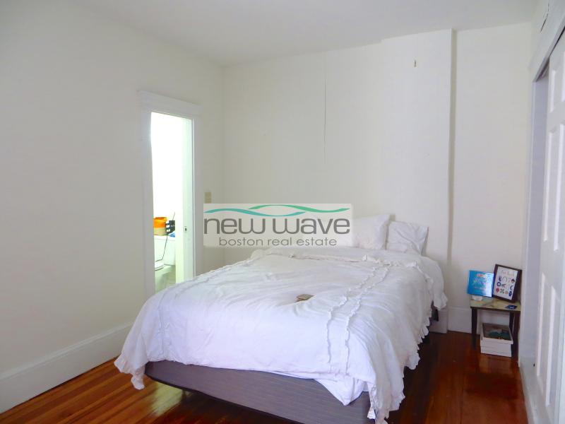 41 Joy St, Beacon Hill