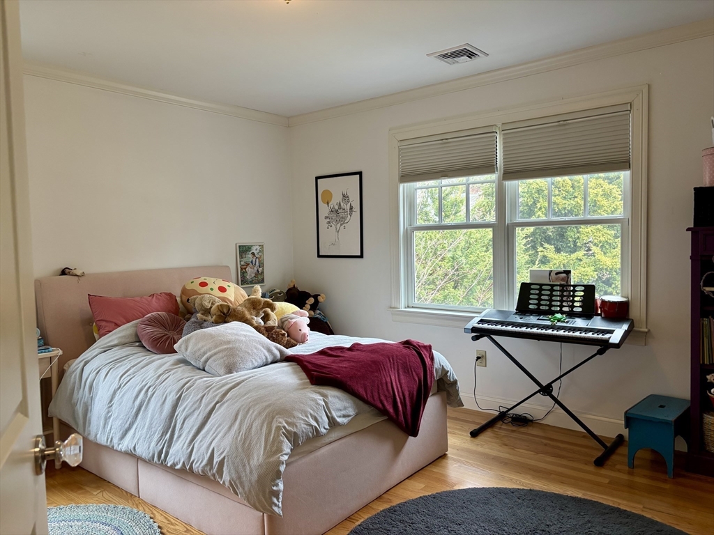 65 Denton, Wellesley