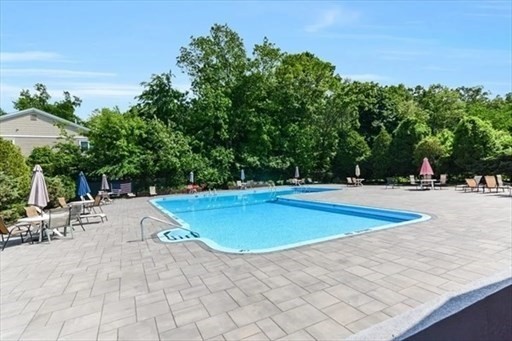 255 Rock St, Norwood