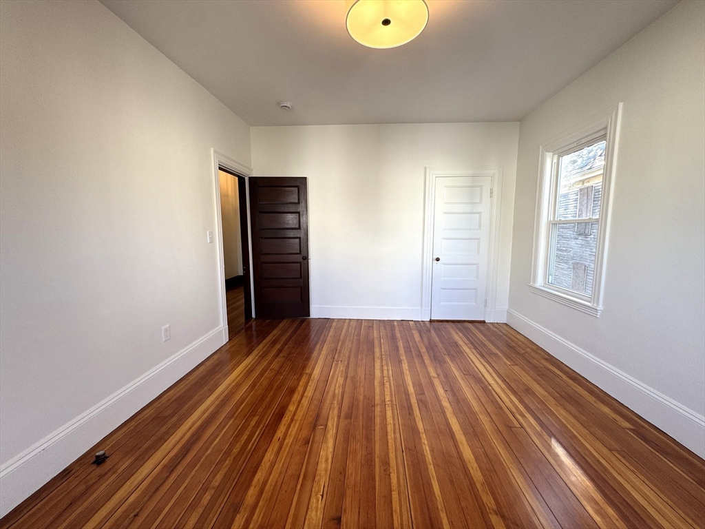 11 East Milton Rd, Brookline