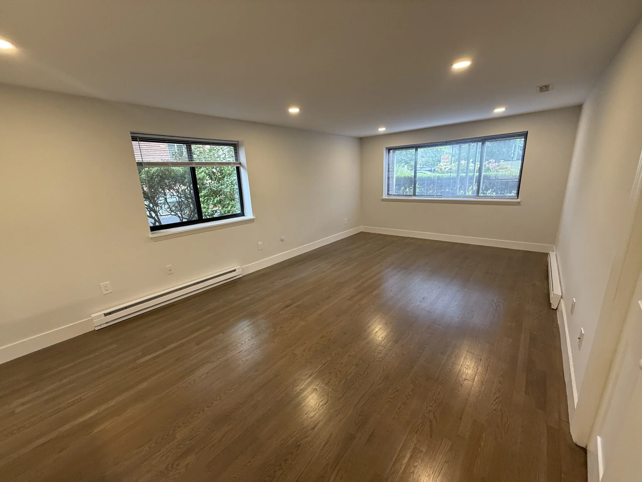 320 Hammond Pond Pkwy, Chestnut Hill