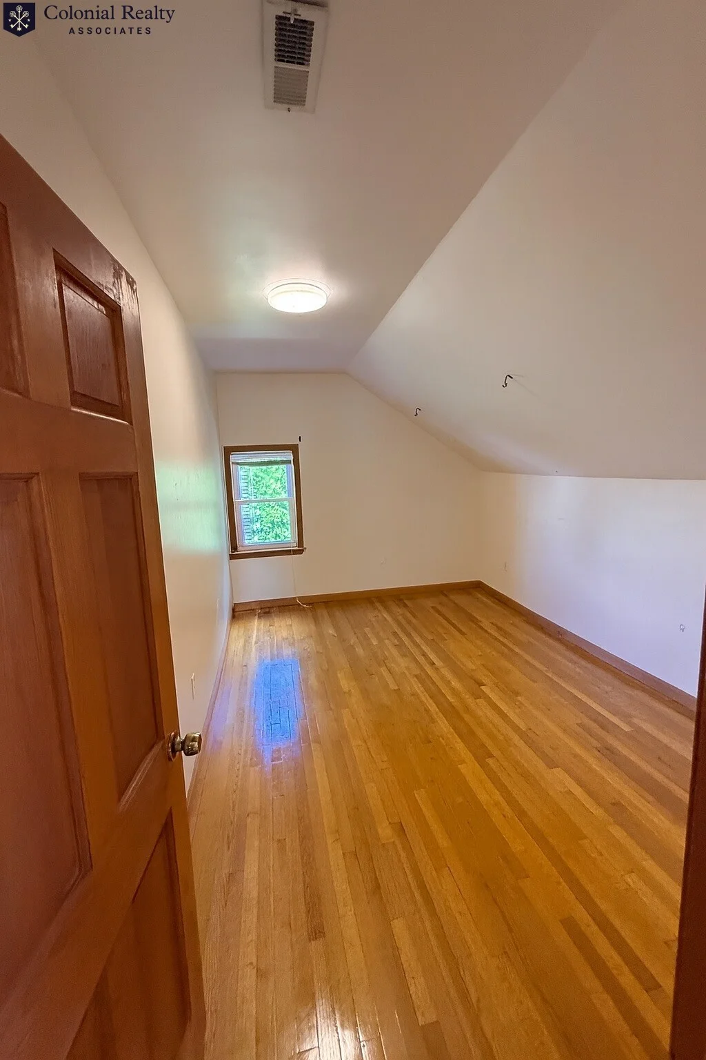 81 Putnam St, East Watertown