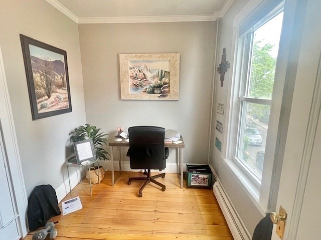 28 Goldsmith St, Jamaica Plain