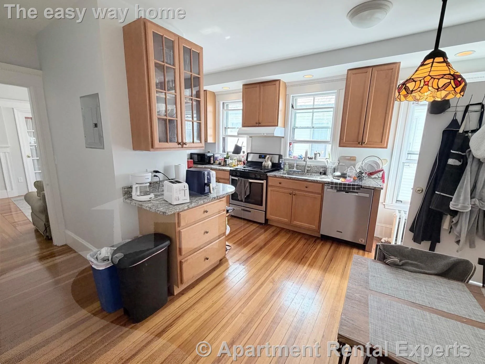 34 Leonard St, Tufts