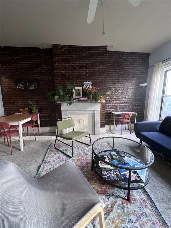 656 Tremont St, South End