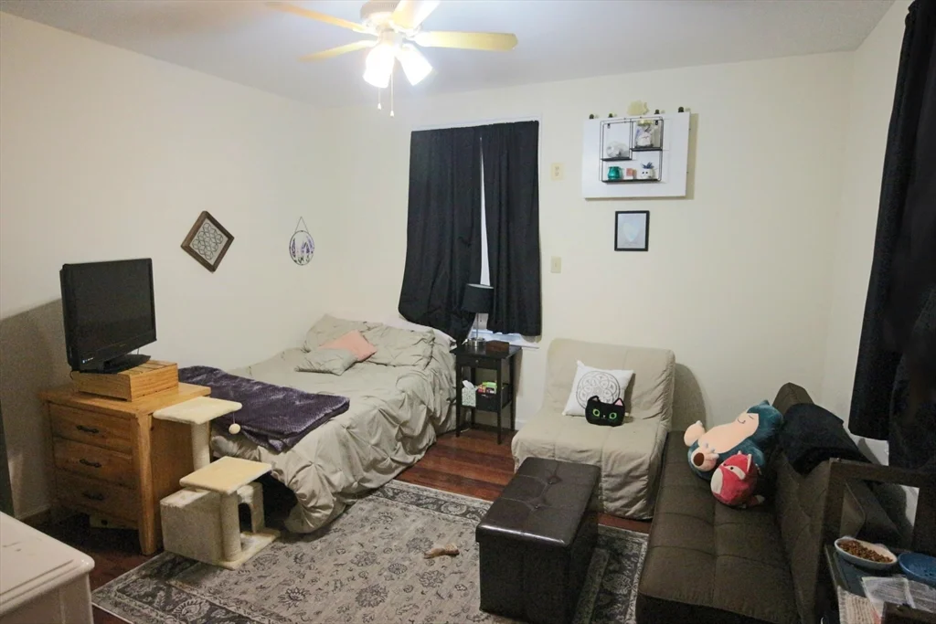 414 Western Ave, Brighton