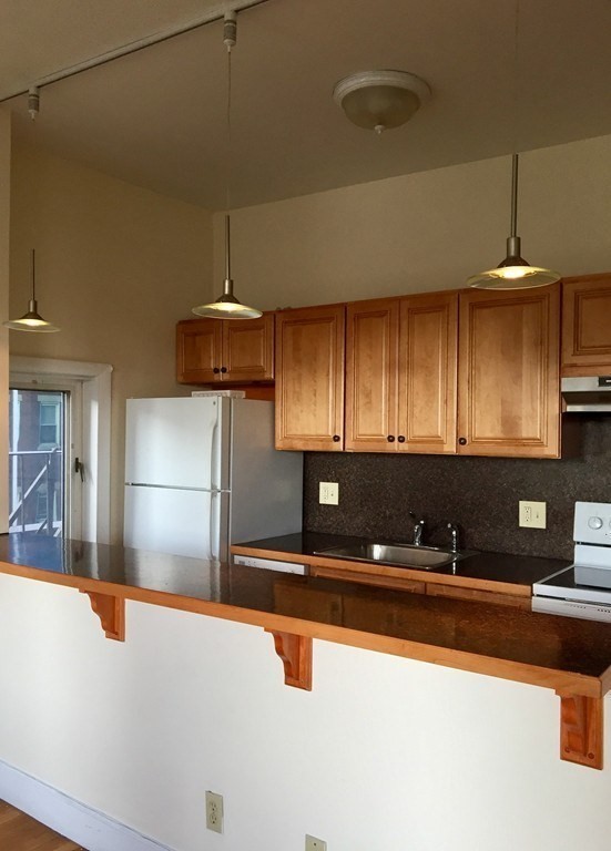 863 Mass Ave, Central Square