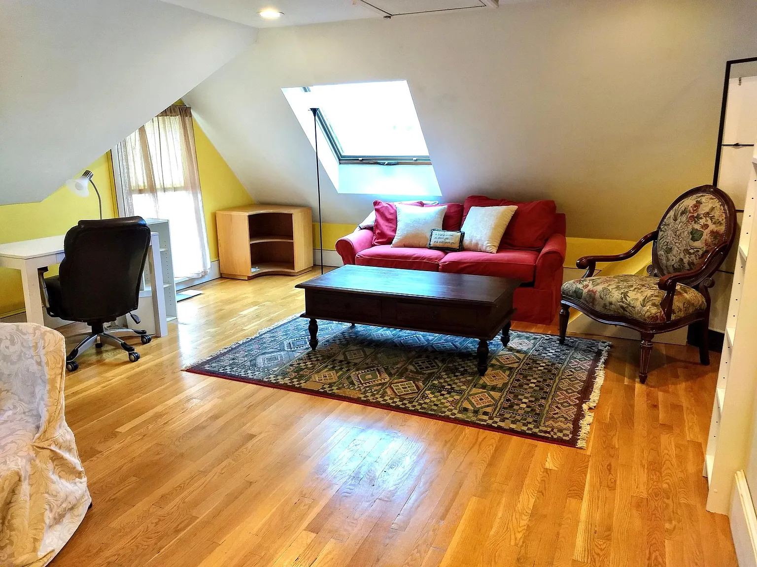 143 Walnut St, Newtonville
