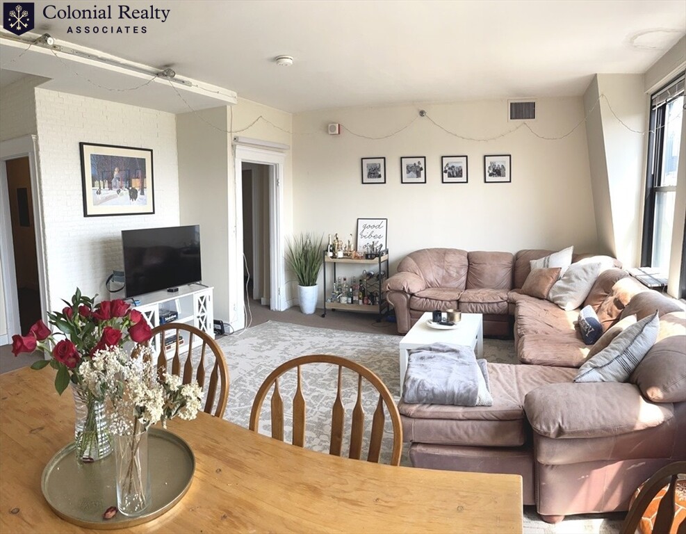 475 Commonwealth Ave, Fenway