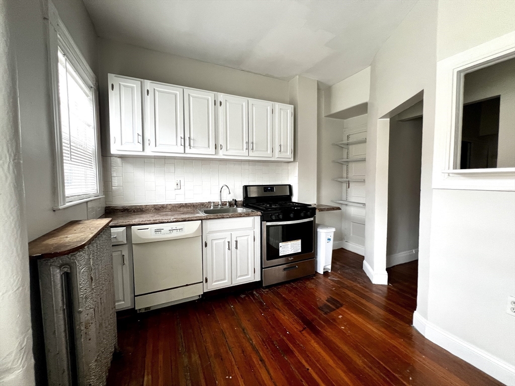 18 Winslow Rd, Coolidge Corner