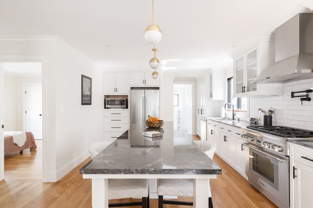 346 Walden St, Neighborhood 9