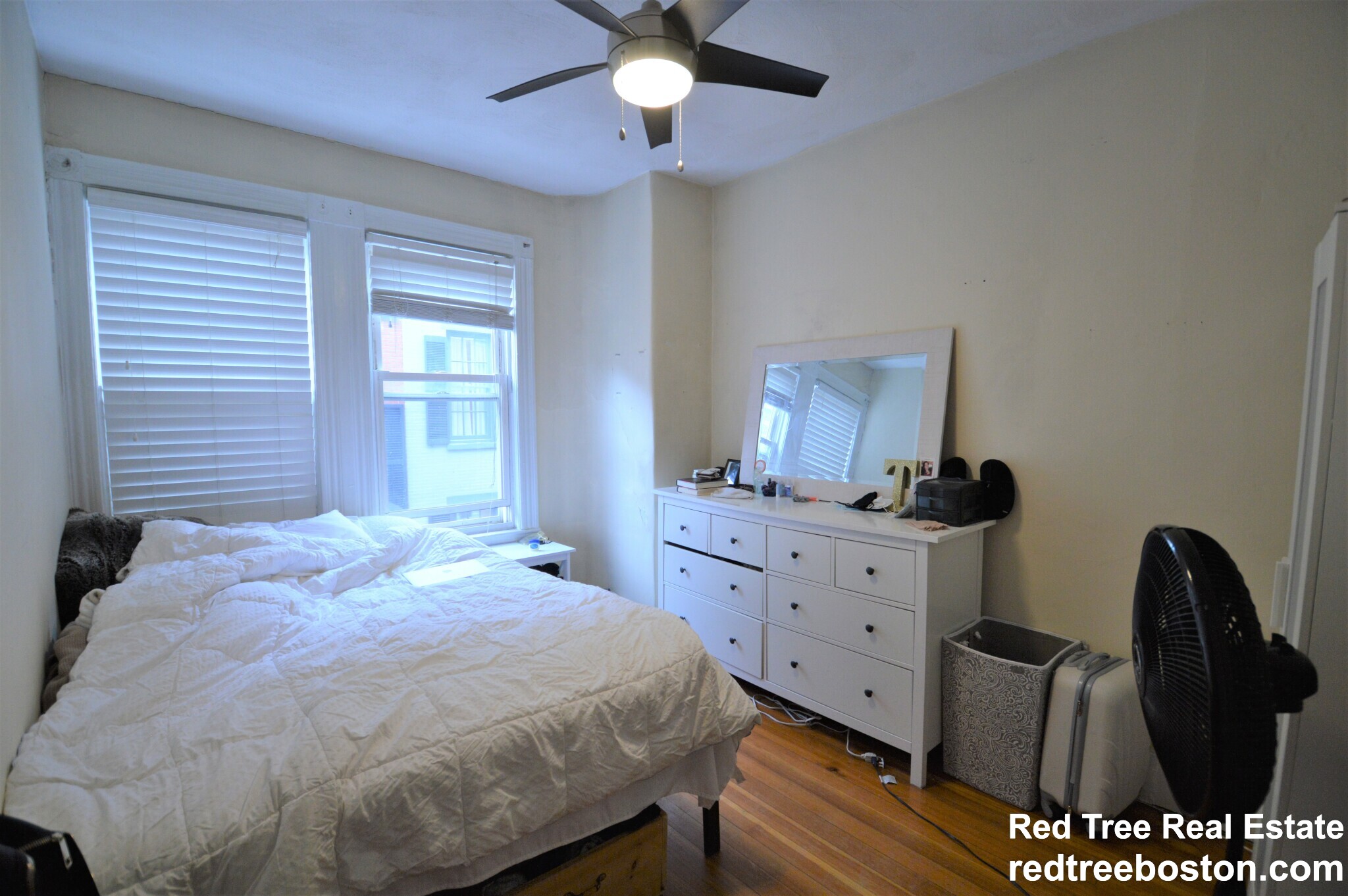 108 Myrtle St, Beacon Hill