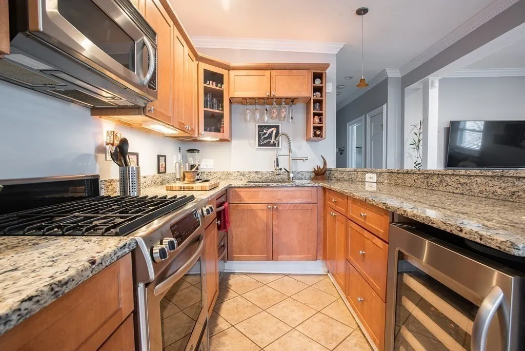 26 Beach St, Boston
