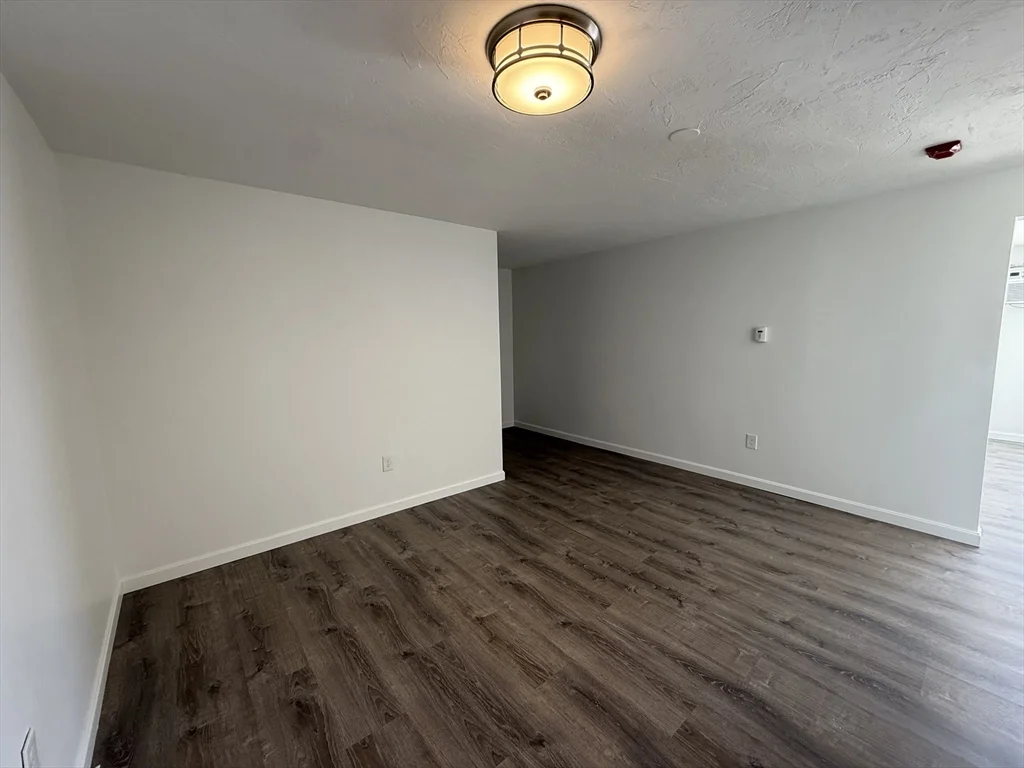 151 Providence Rd, Grafton