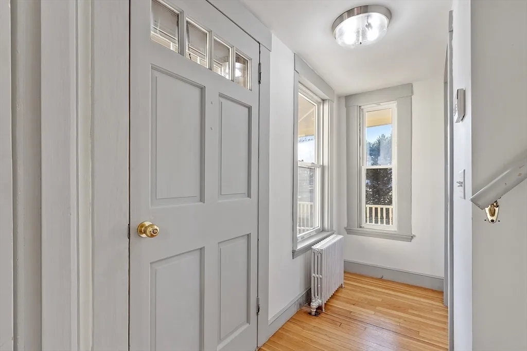 20 Old Lowell Rd, Westford