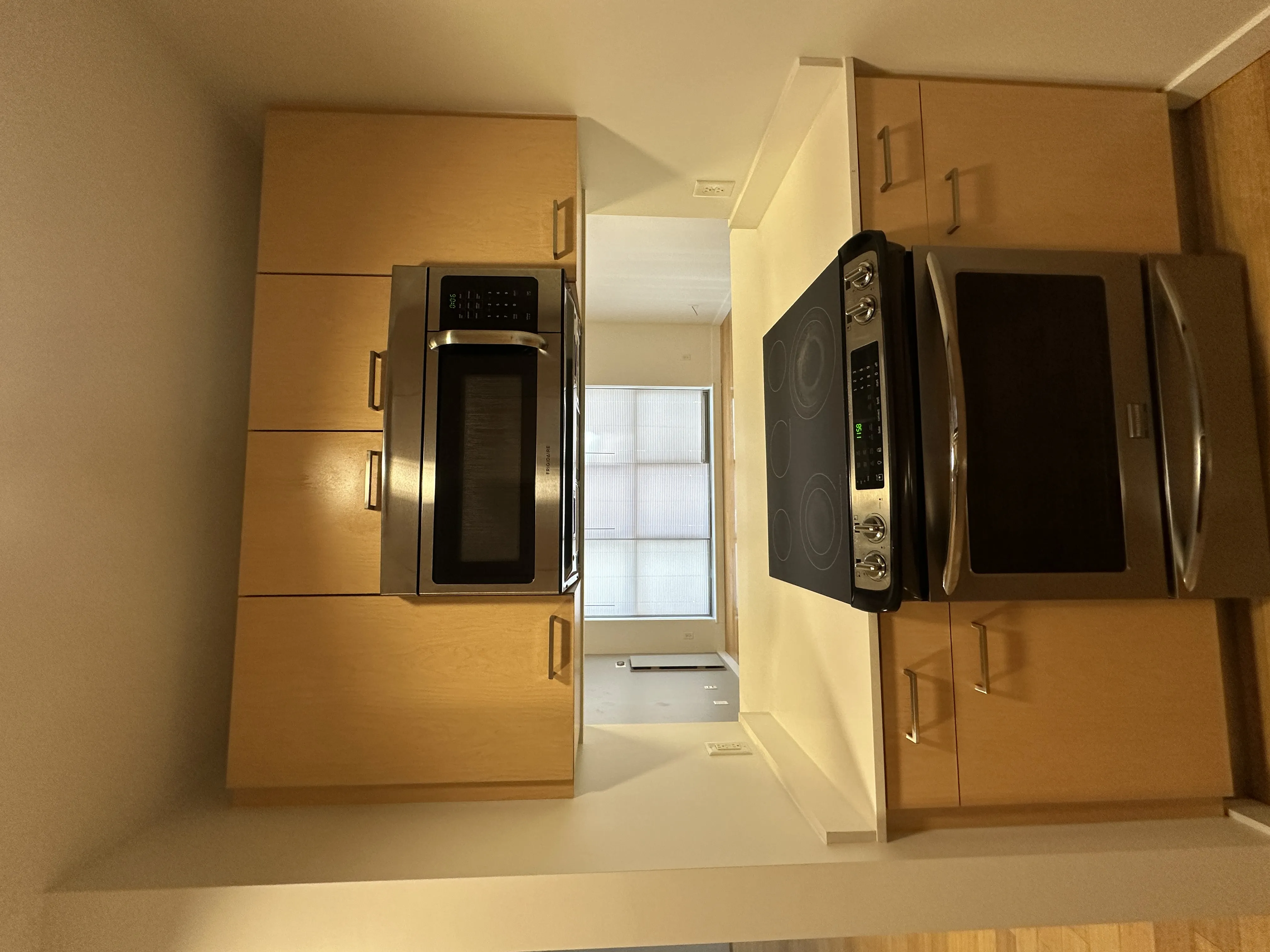 1085 Boylston St, Fenway