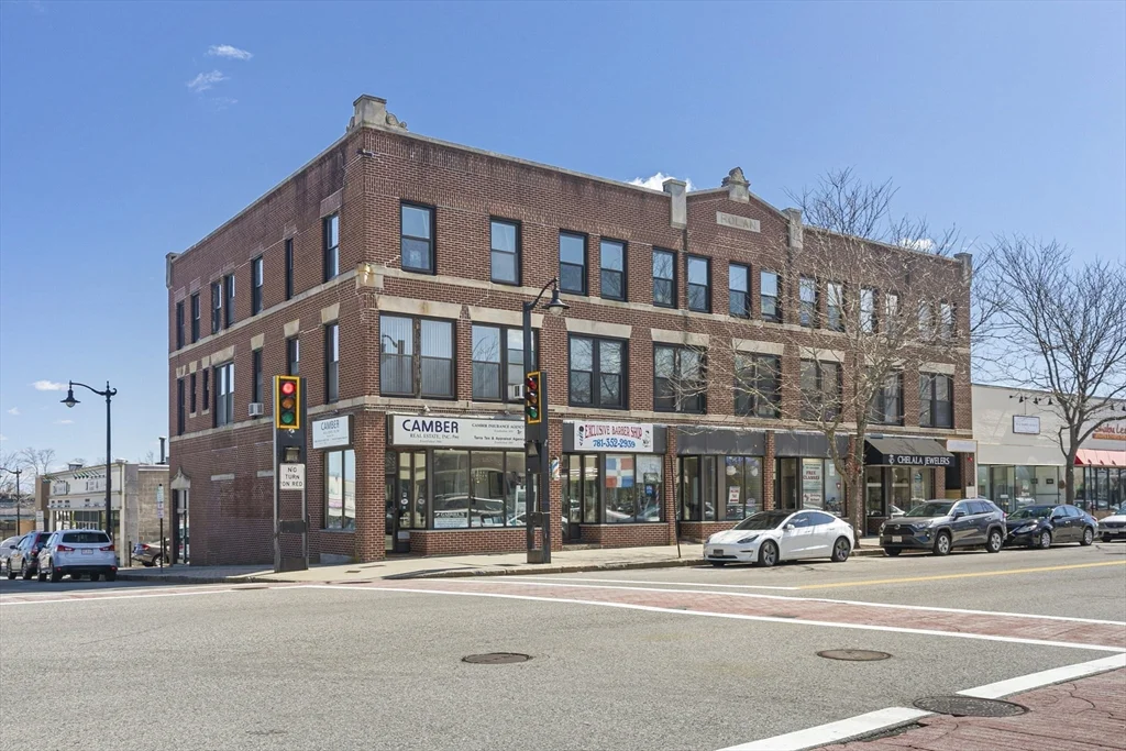 648 Washington St, Norwood