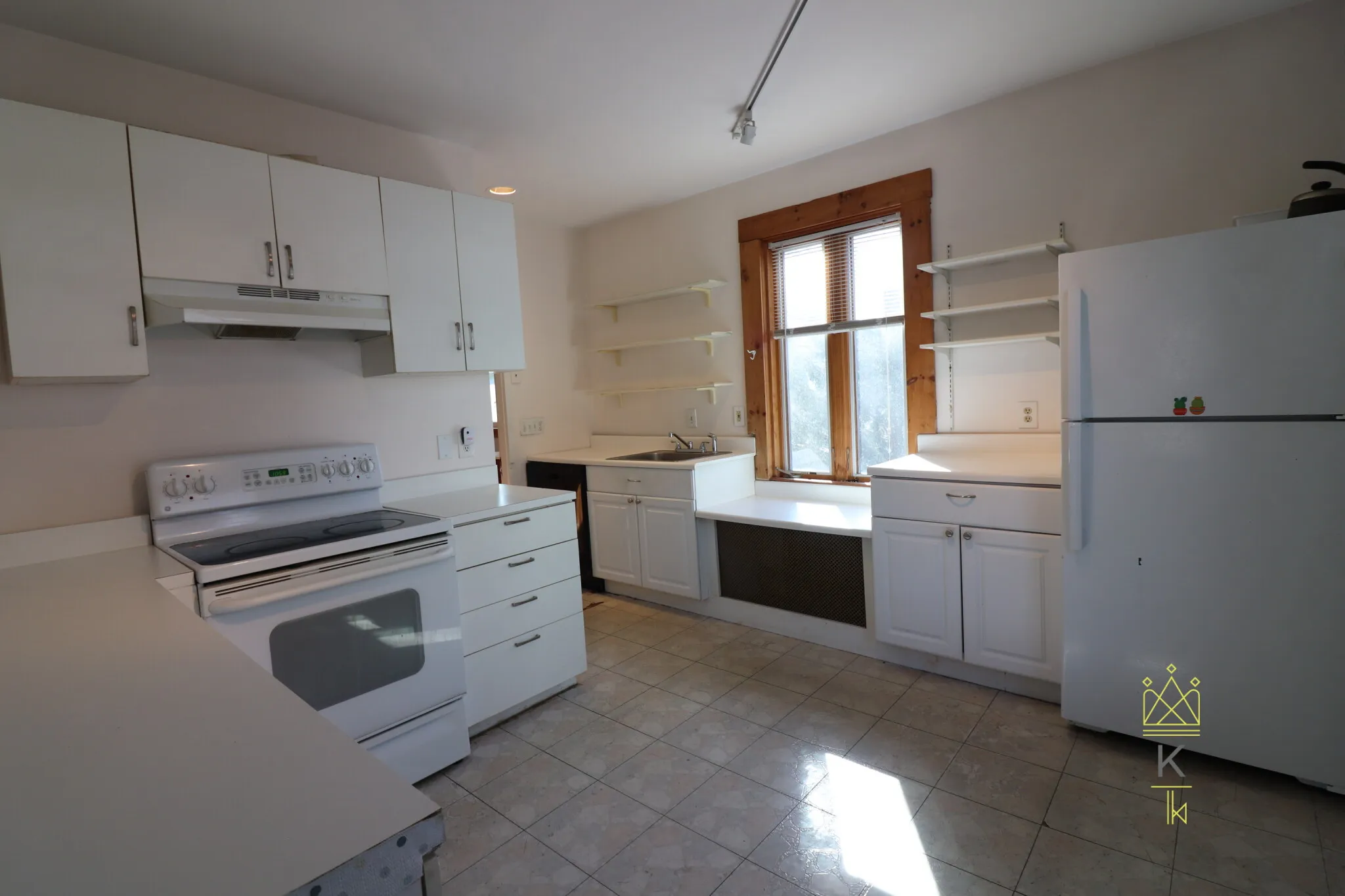 21 Osborne Rd, North Brookline