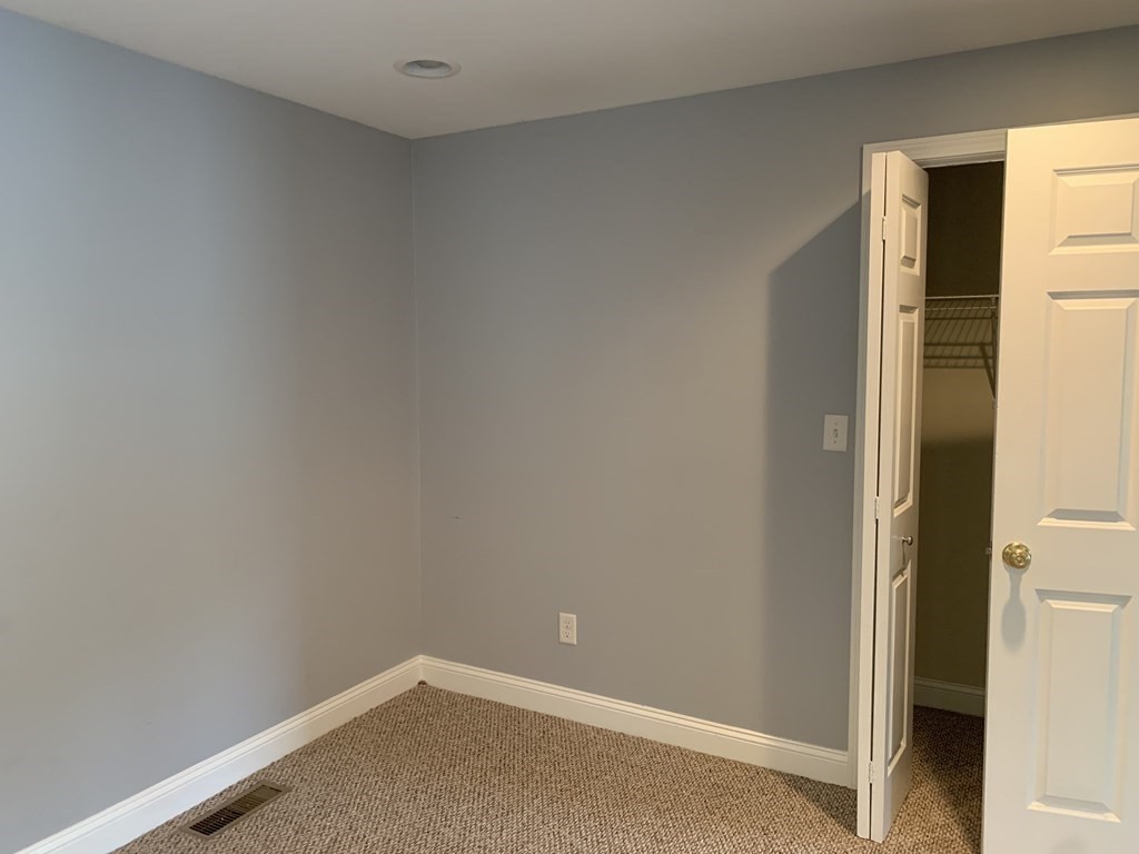 878 State Rd,, Westport