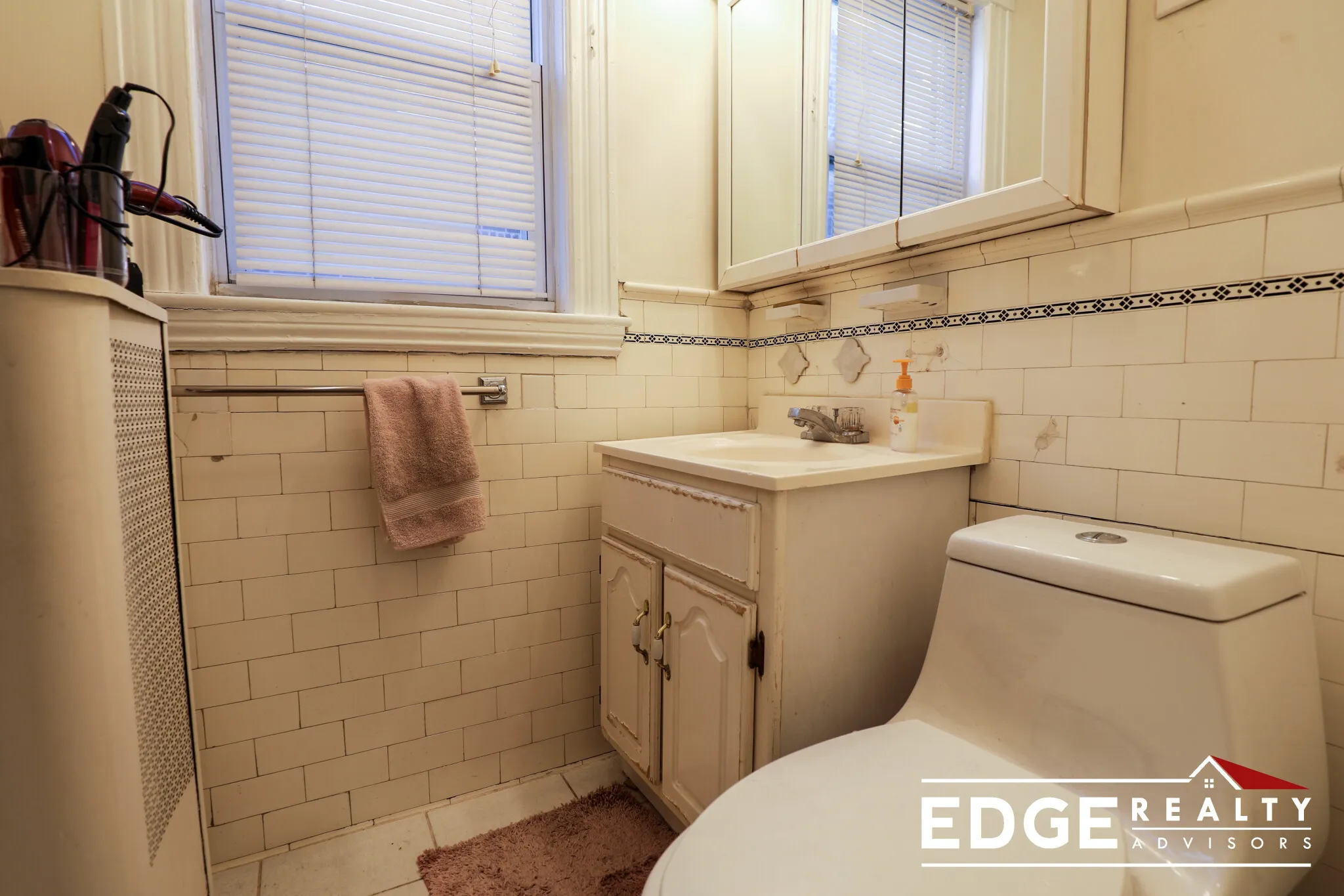 38 Lawton St, North Brookline