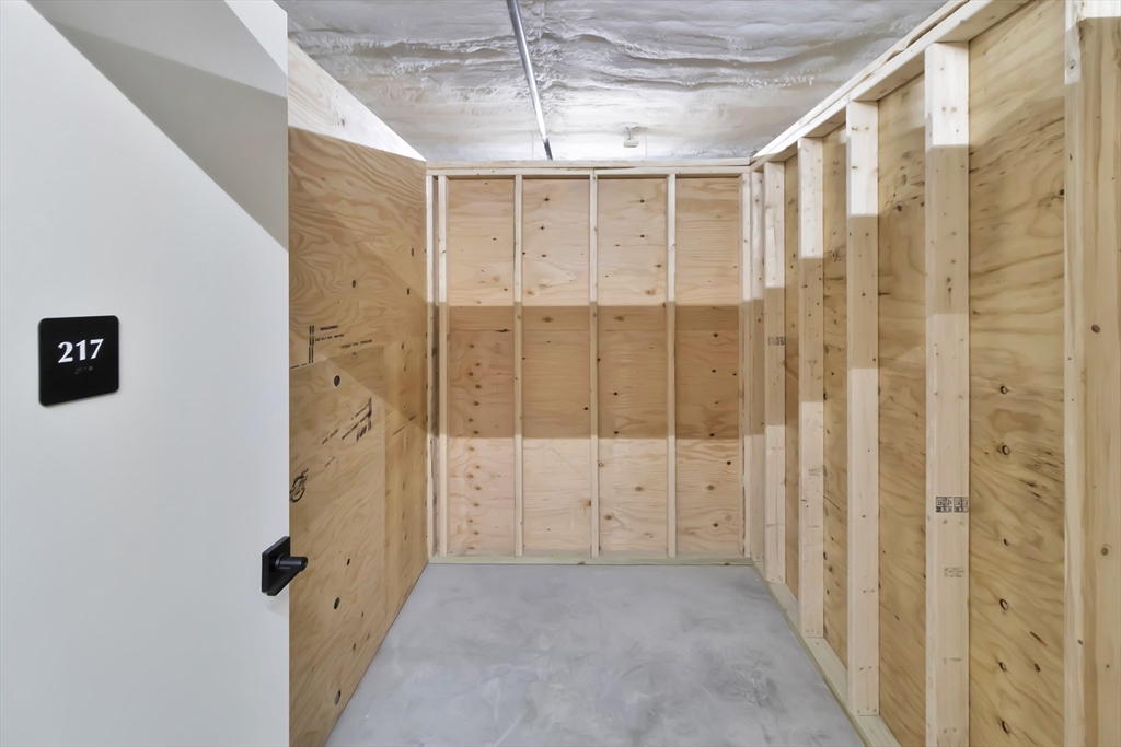 1000 Washington St, Dedham