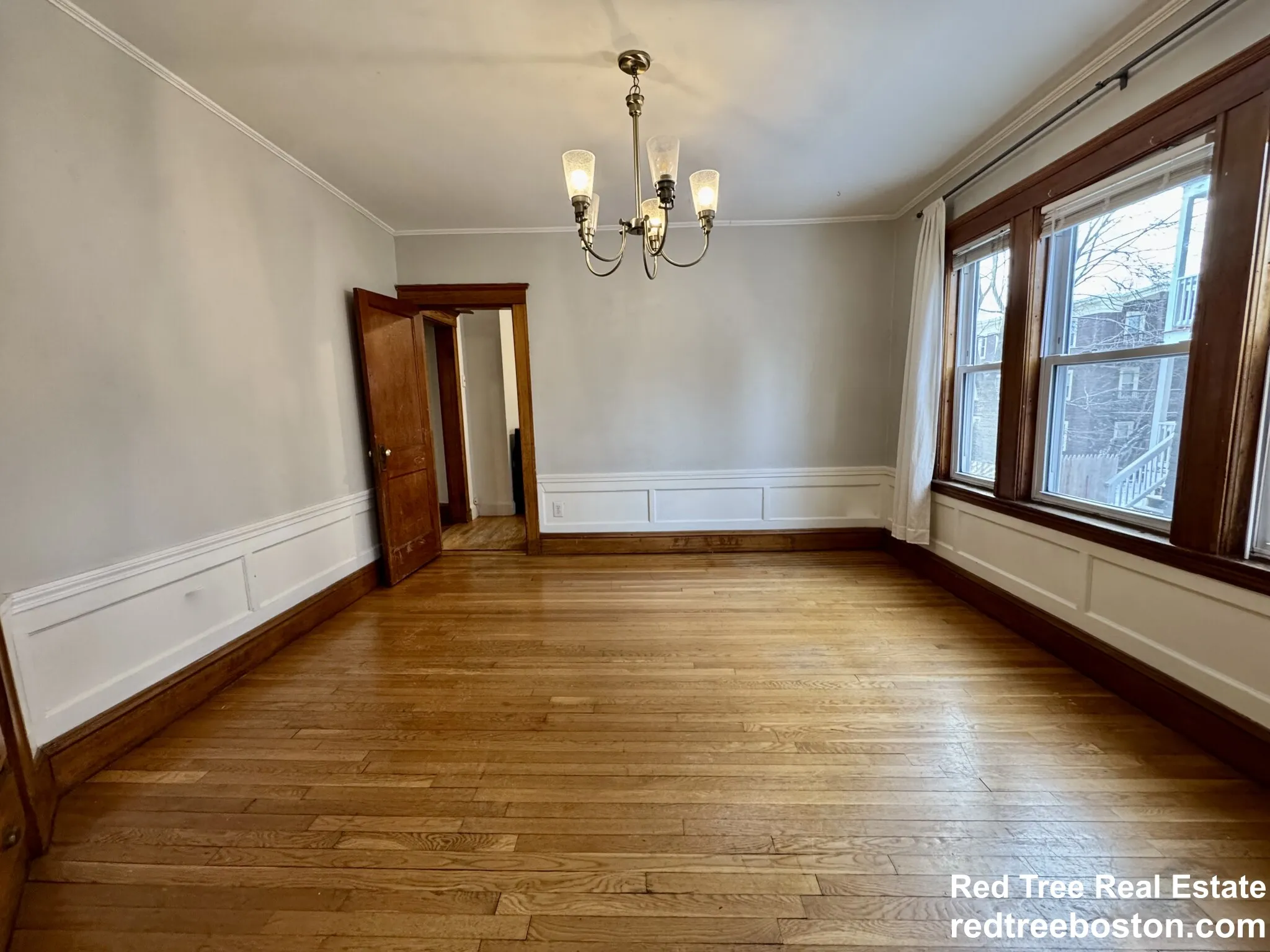 12 Saint Peter St, Jamaica Plain