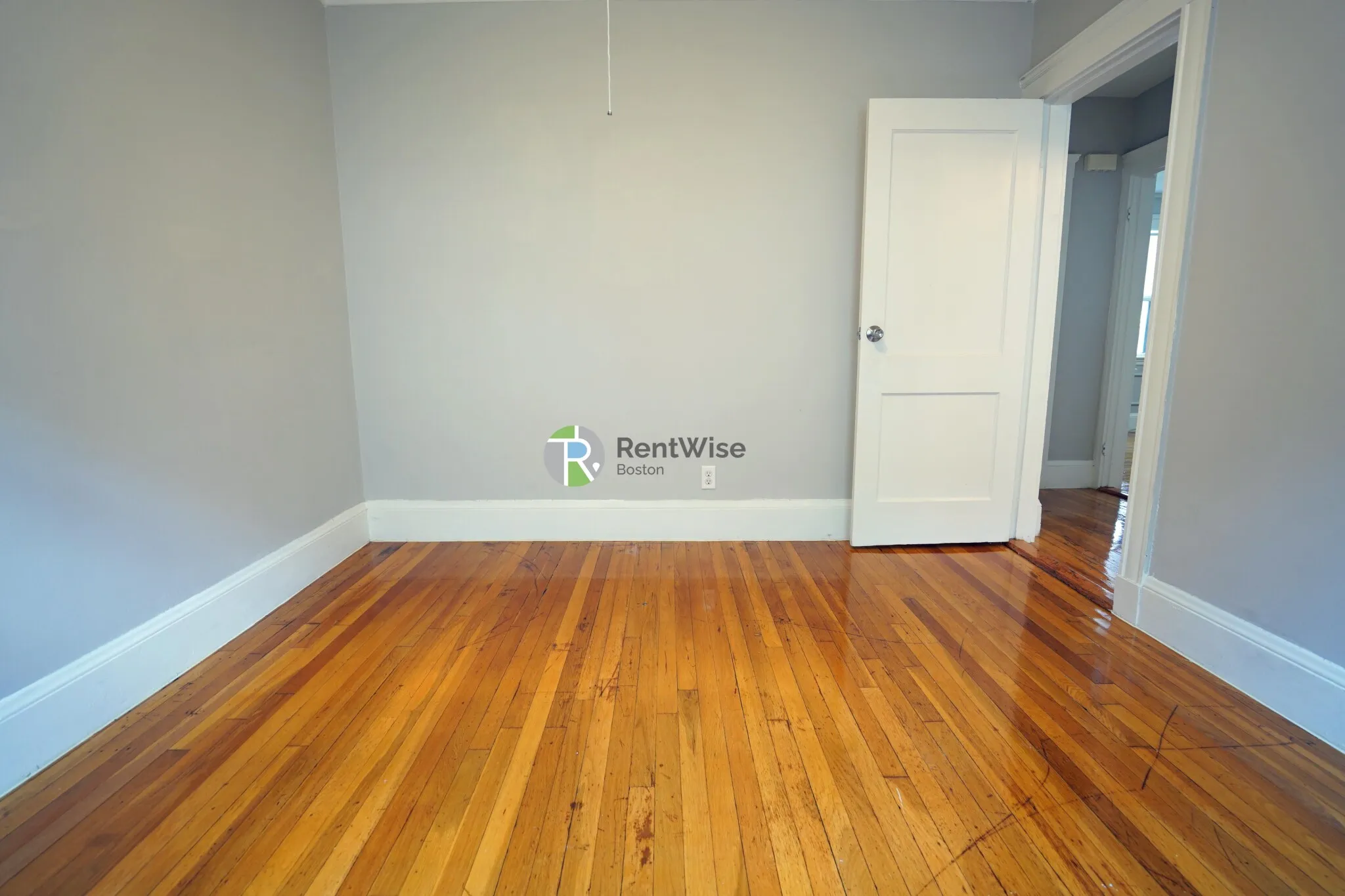 136 Arlington St, Oak Square