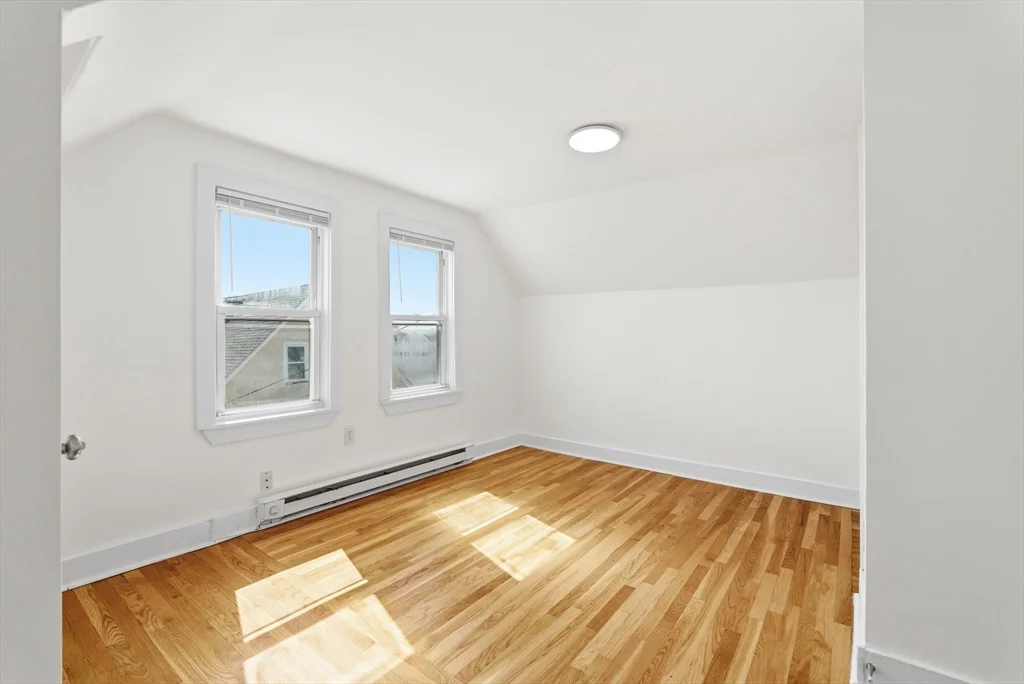 70 Bellevue St, Dorchester